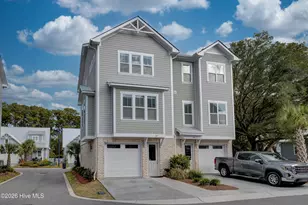 1817 Bungalow Row, Wilmington, NC 28409 - Photo 1