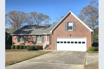 213 Pinewood Drive, New Bern, NC 28562 - Photo 1