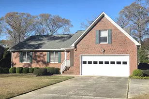 213 Pinewood Dr, New Bern, NC 28562 - Photo 1