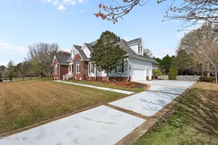 112 Pebblebrook Dr, New Bern, NC 28562 - Photo 1