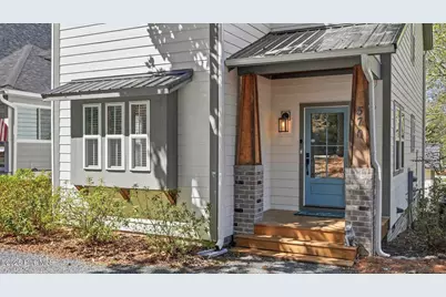 570 N Ashe Street, Southern Pines, NC 28387 - Photo 1