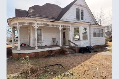 109 W Foy Street, Richlands, NC 28574 - Photo 1