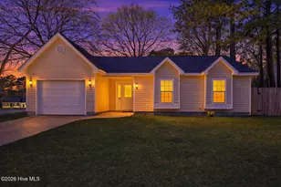 101 Cottonwood Ct, Jacksonville, NC 28546 - Photo 1