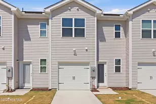 1010 Bayard Wootten Wy, New Bern, NC 28562 - Photo 1