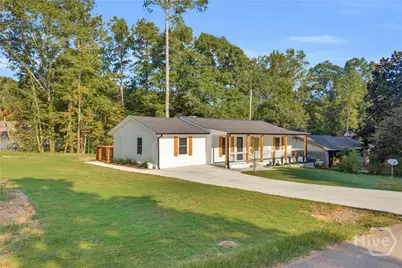 191 Orchard Circle, Commerce, GA 30529 - Photo 1