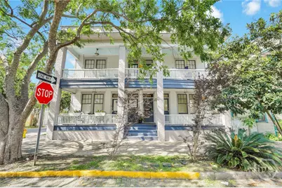 304 E Waldburg Street, Savannah, GA 31401 - Photo 1