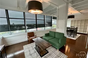 102 E Liberty St, Savannah, GA 31401 - Photo 1