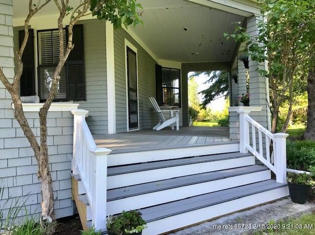 940 Point Rd, Hancock, ME 04640