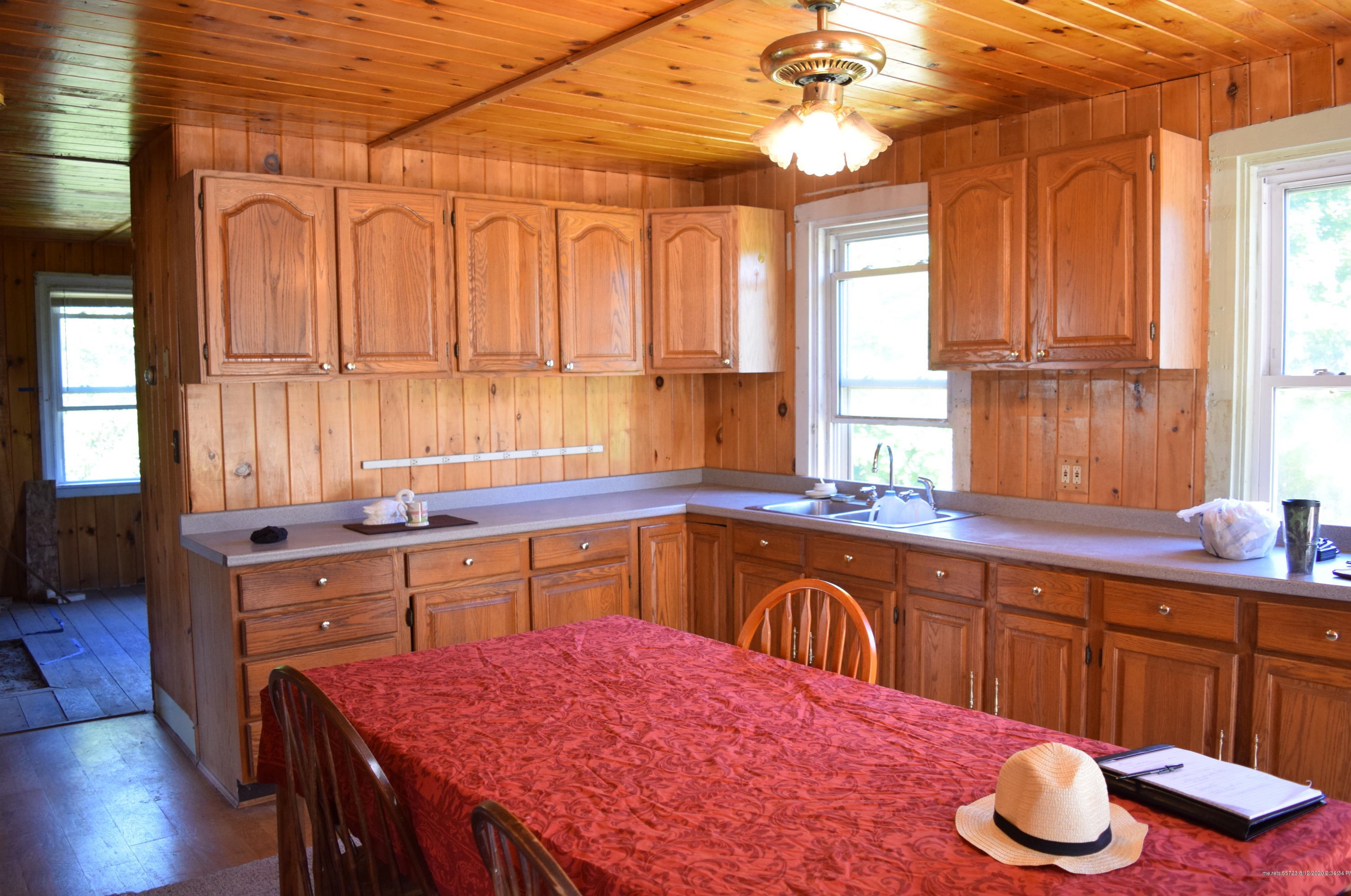 12 School St, Machias, ME 04654