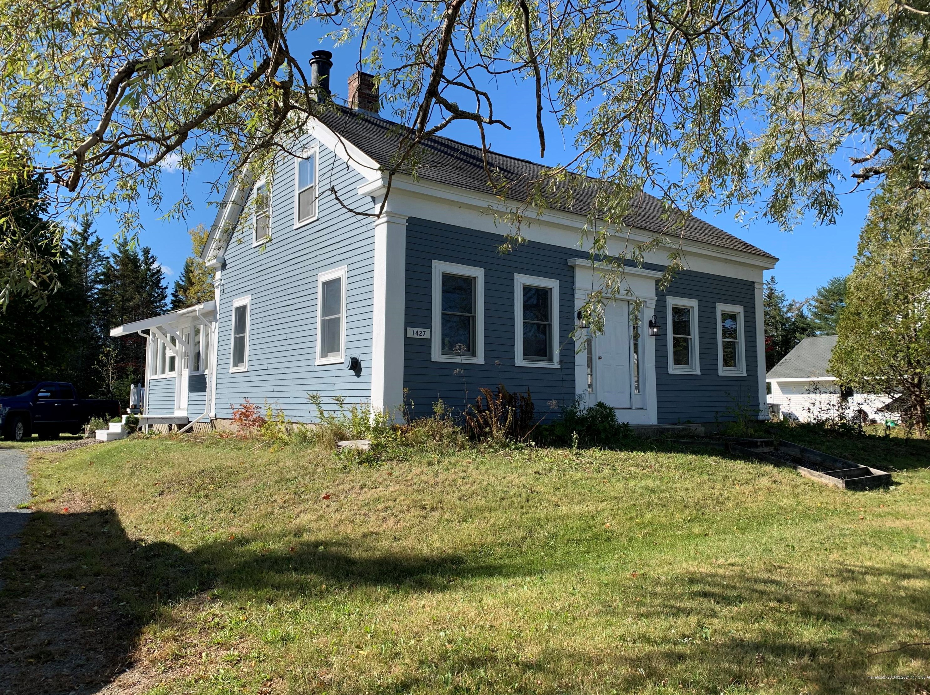 1427 Us Hwy 1, Hancock, ME 04640