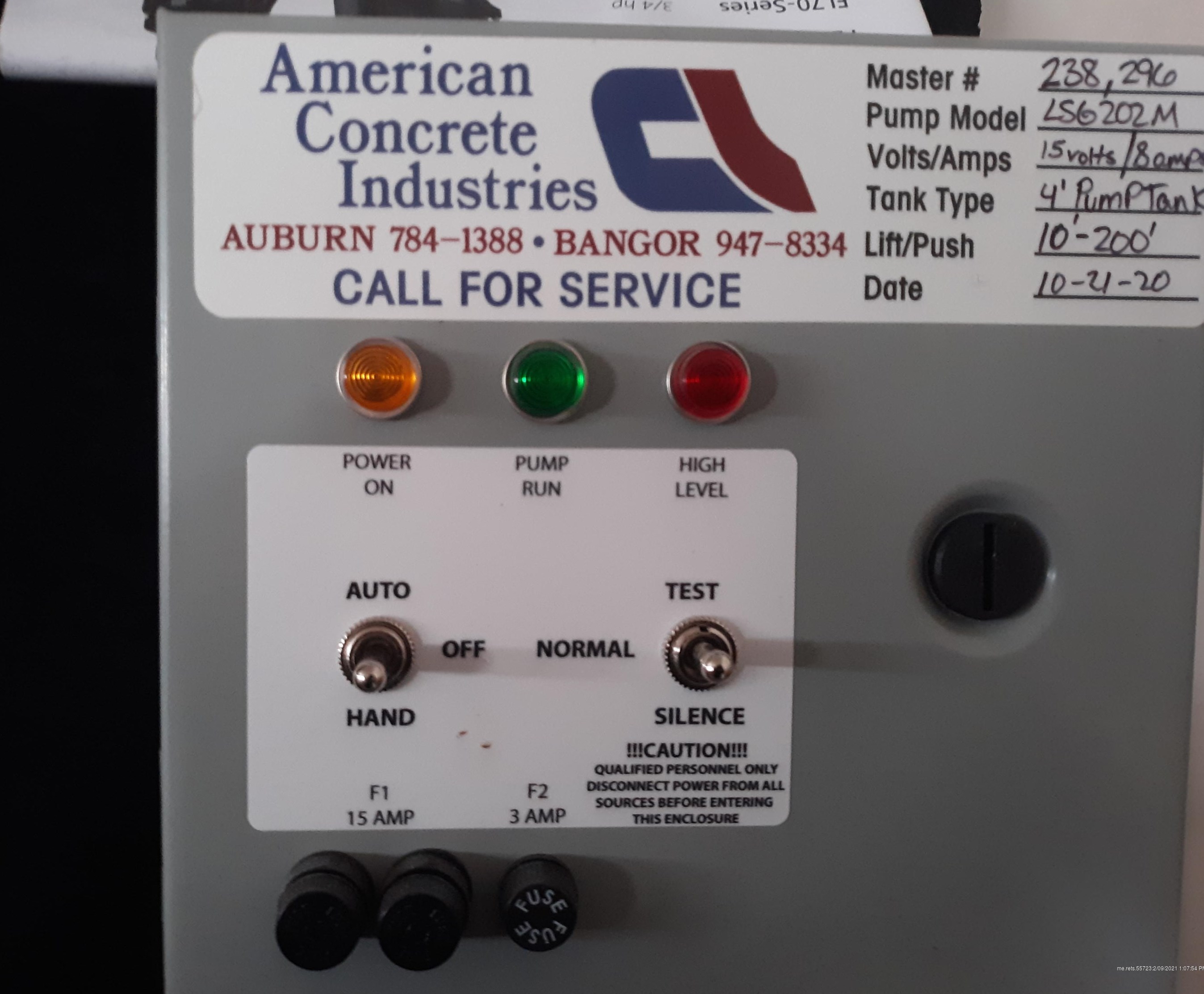 195 Riverside Dr, Auburn, ME 04210