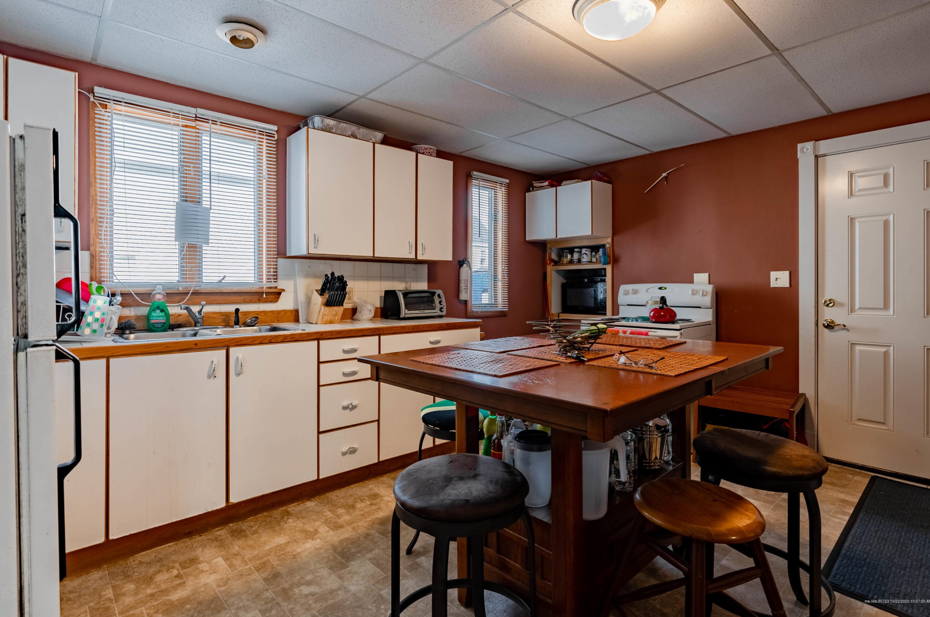 54 Irving St, Portland ME 04103-3403 exterior