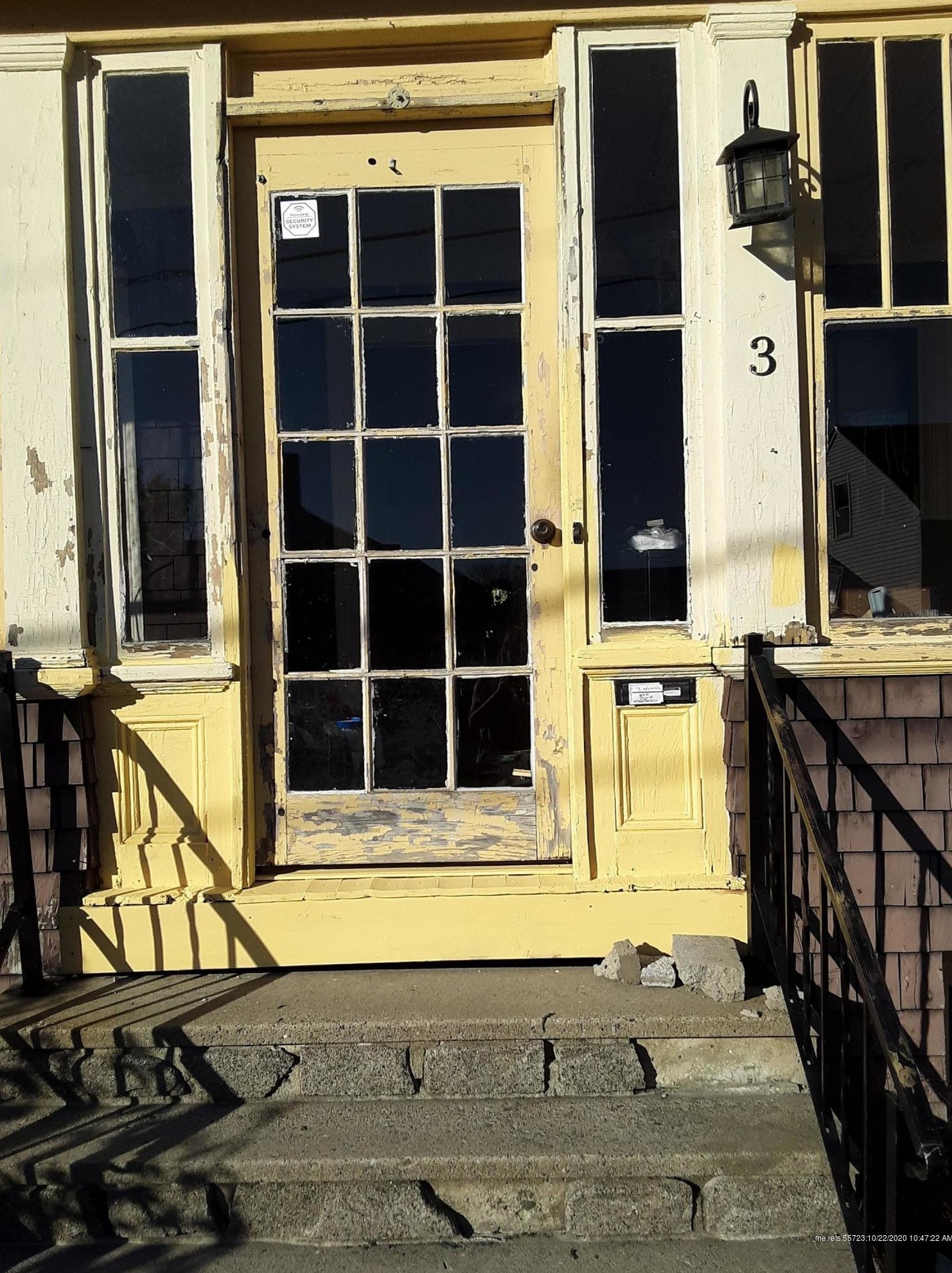 3 Columbia Rd, Waterville, ME 04901 exterior