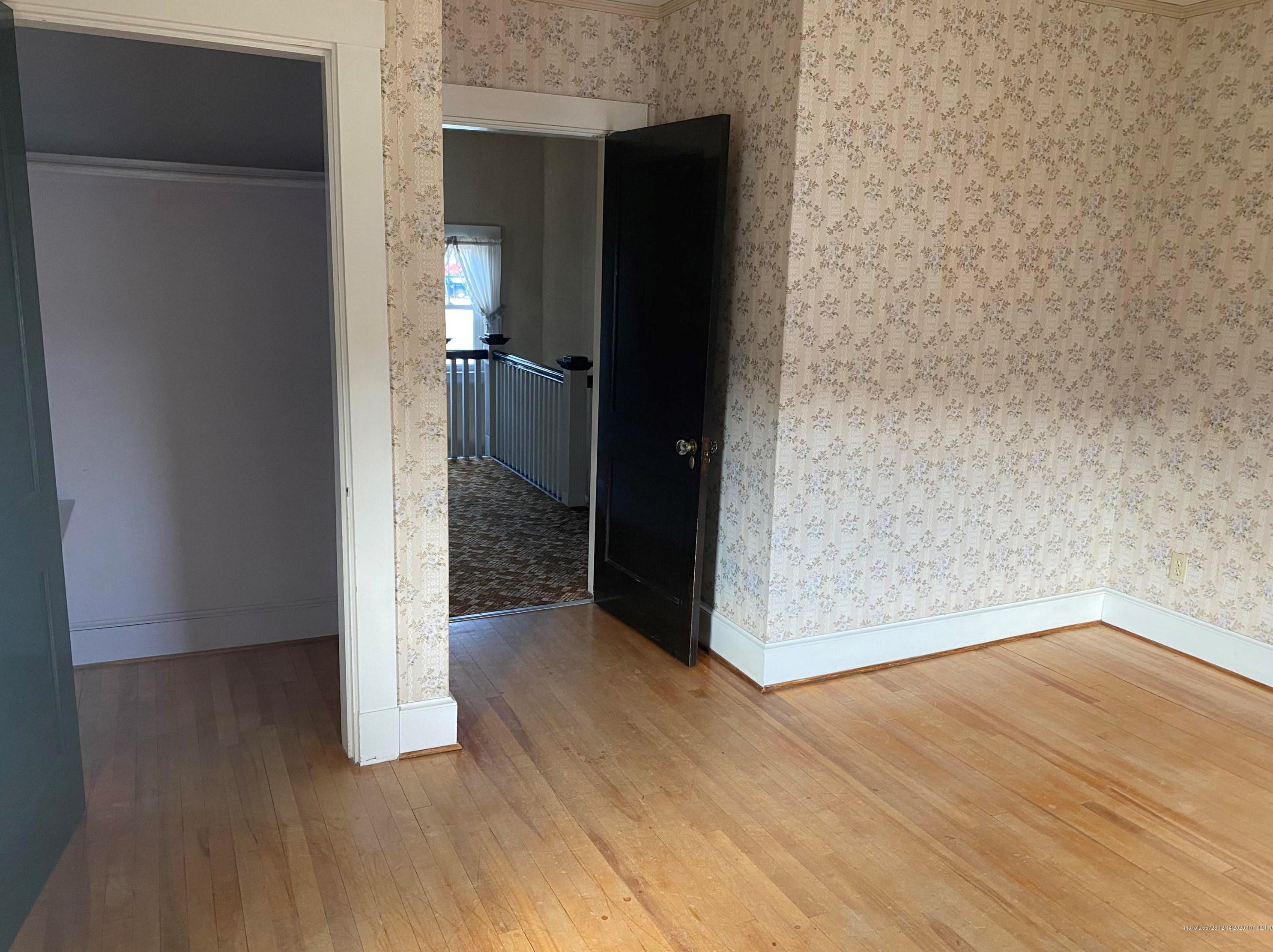 205 Main St, Sebec ME 04426-1243 exterior