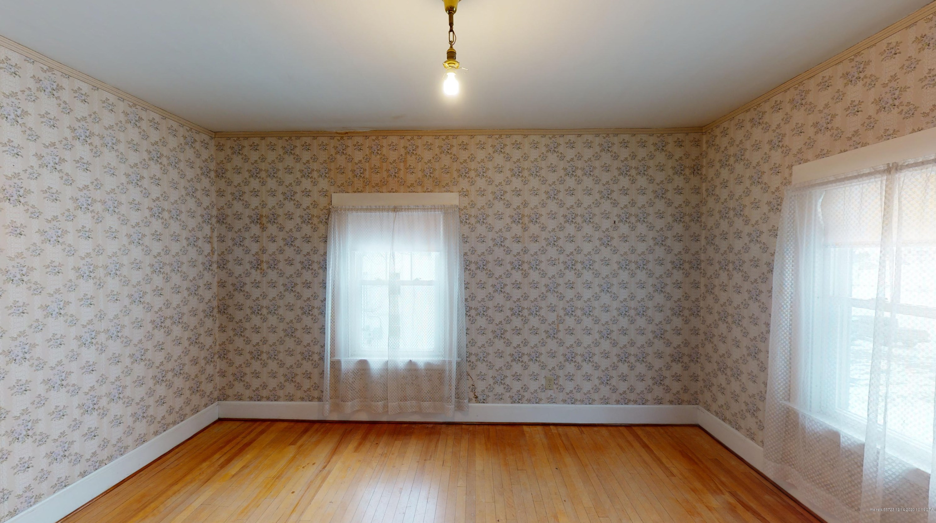 205 Main St, Sebec ME 04426-1243 exterior