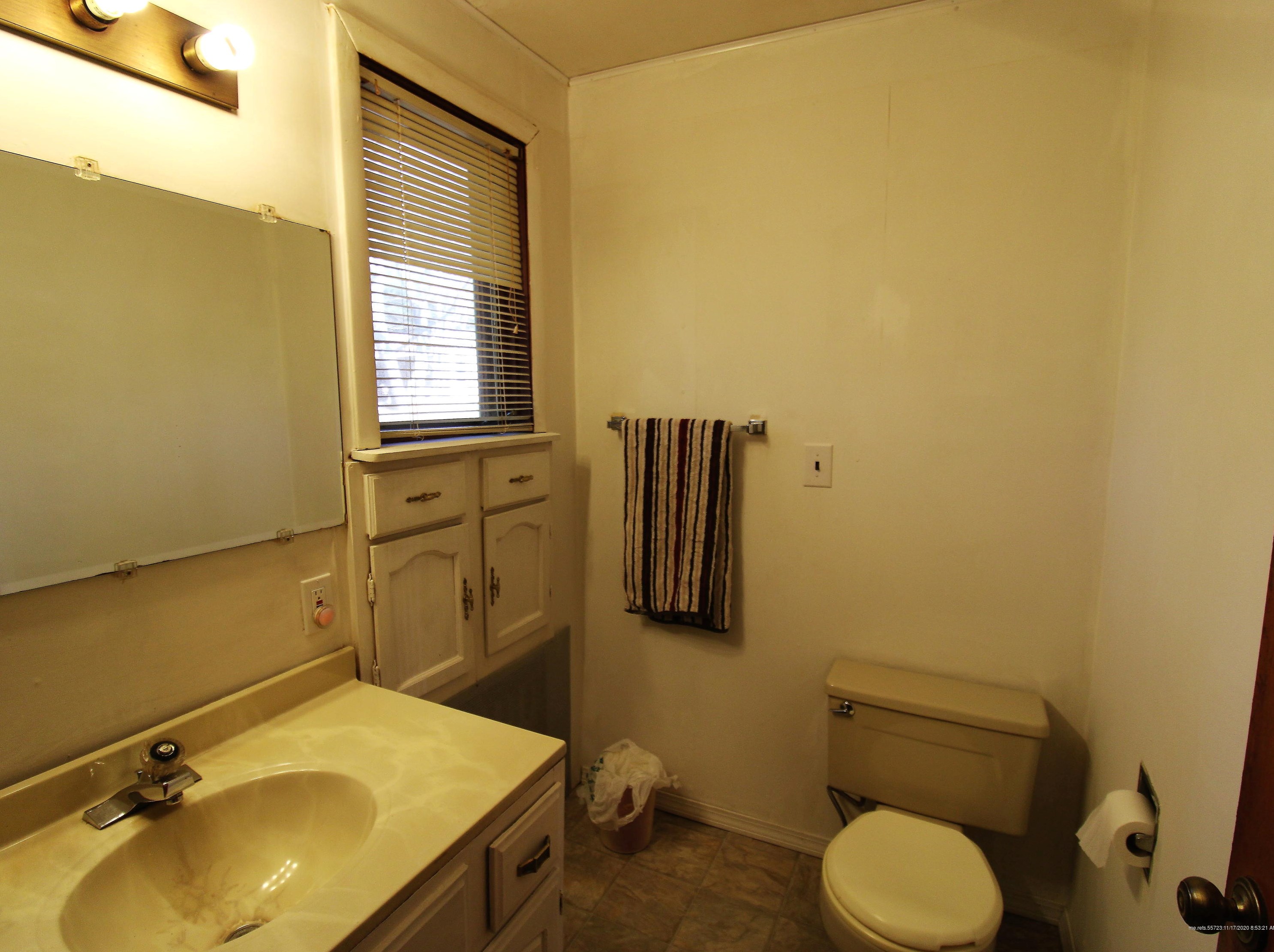 511 Davis Rd, Durham ME 04222-5142 exterior