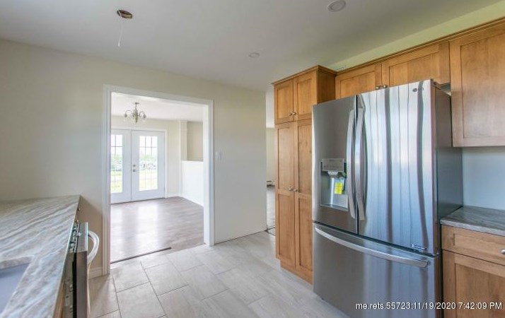 18 Hunter Dr, Bangor, ME 04401