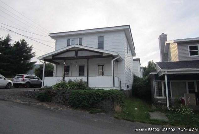 129 6th Ave, Madawaska, ME 04756