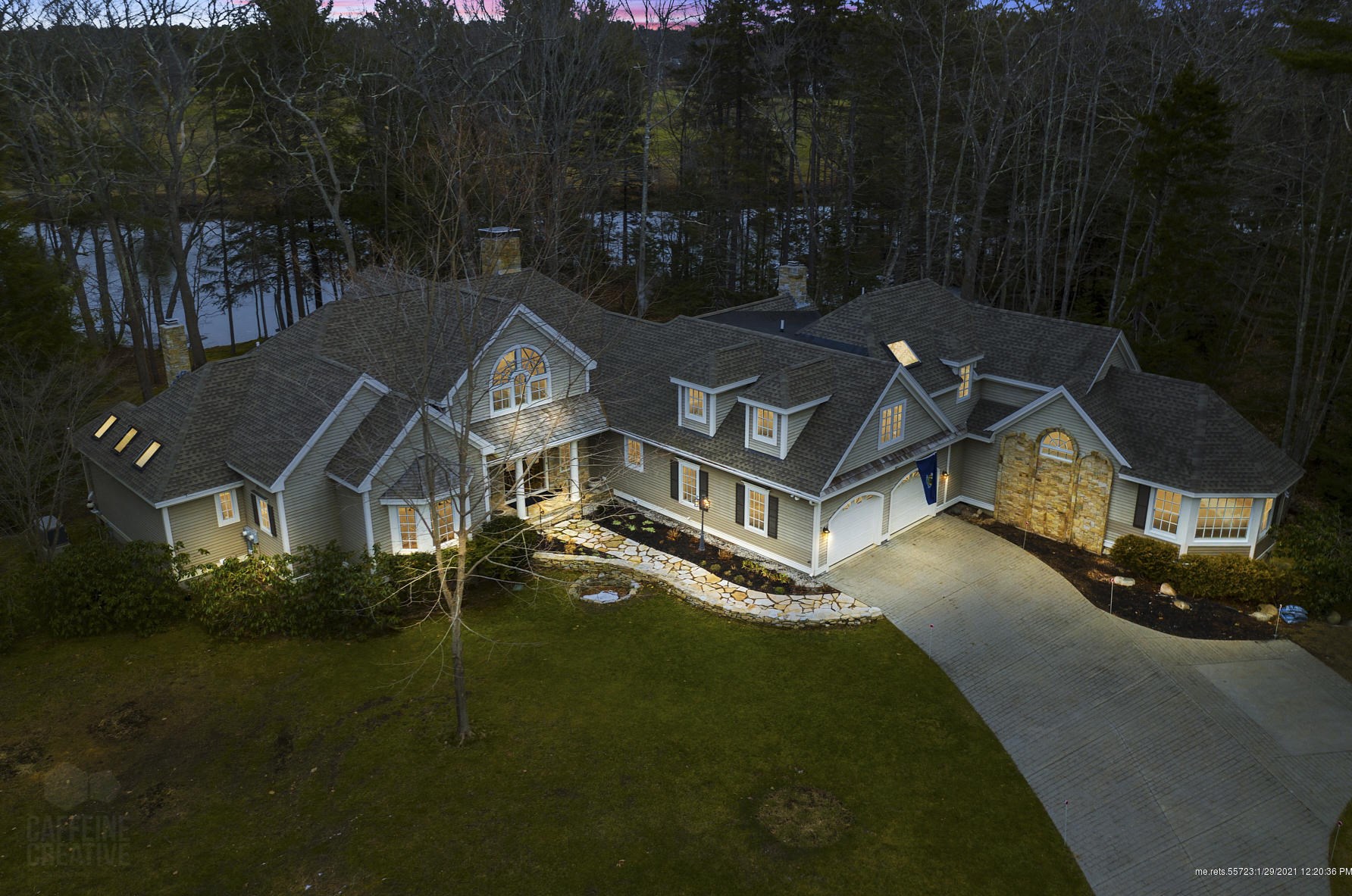 28 Rivers Edge Dr, Kennebunk, ME 04043-7741