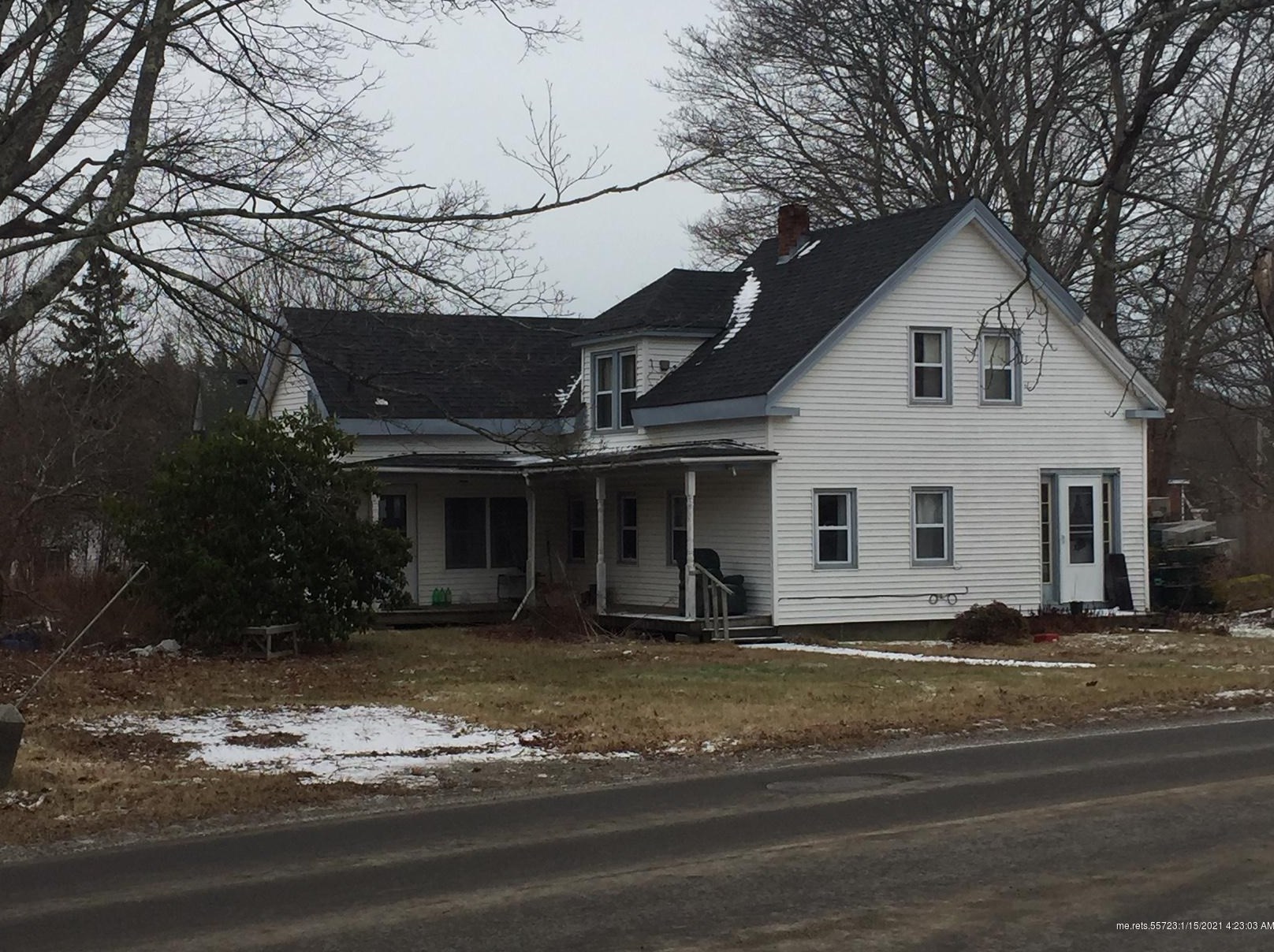 33 E East Main St, Vinalhaven, ME 04863