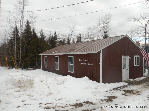 8 Hutch Farm Rd, Enfield, ME 04493