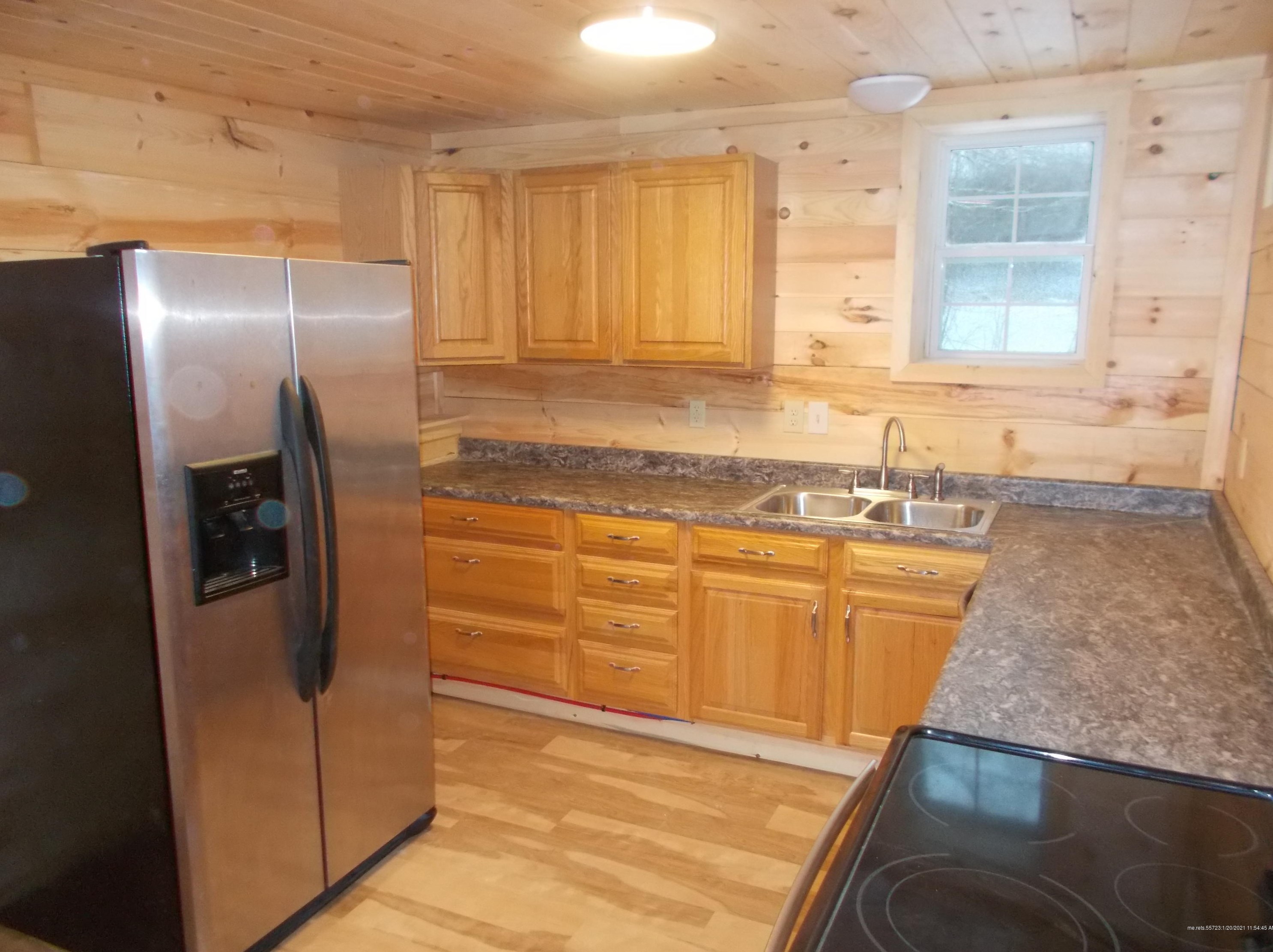 92 Oak Pond Rd, Skowhegan, ME 04976 exterior