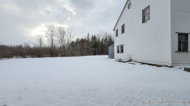 716 Mutton Ln, Clinton ME  04927-3311 exterior