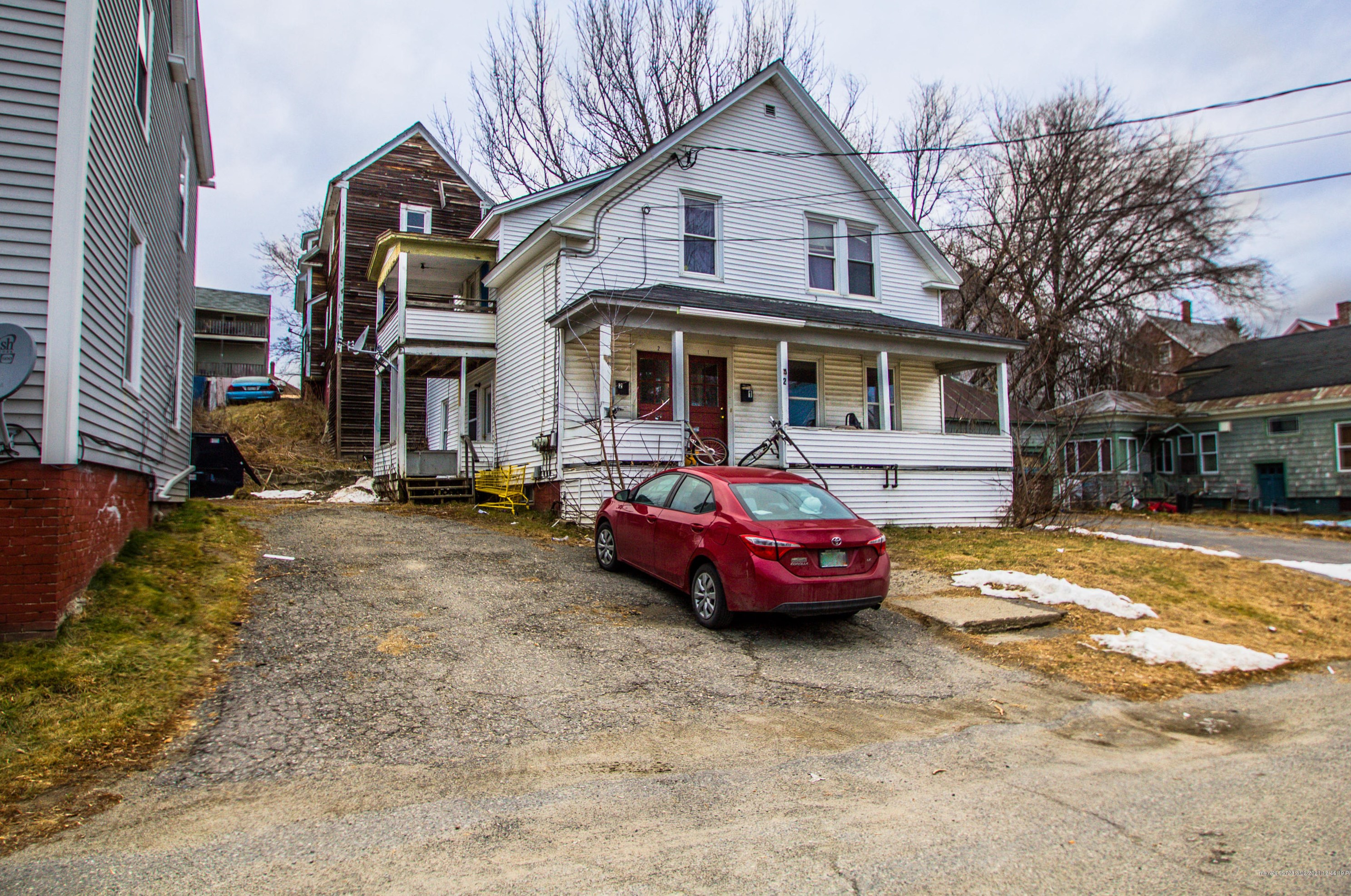 2 Gray Ave, Waterville, ME 04901