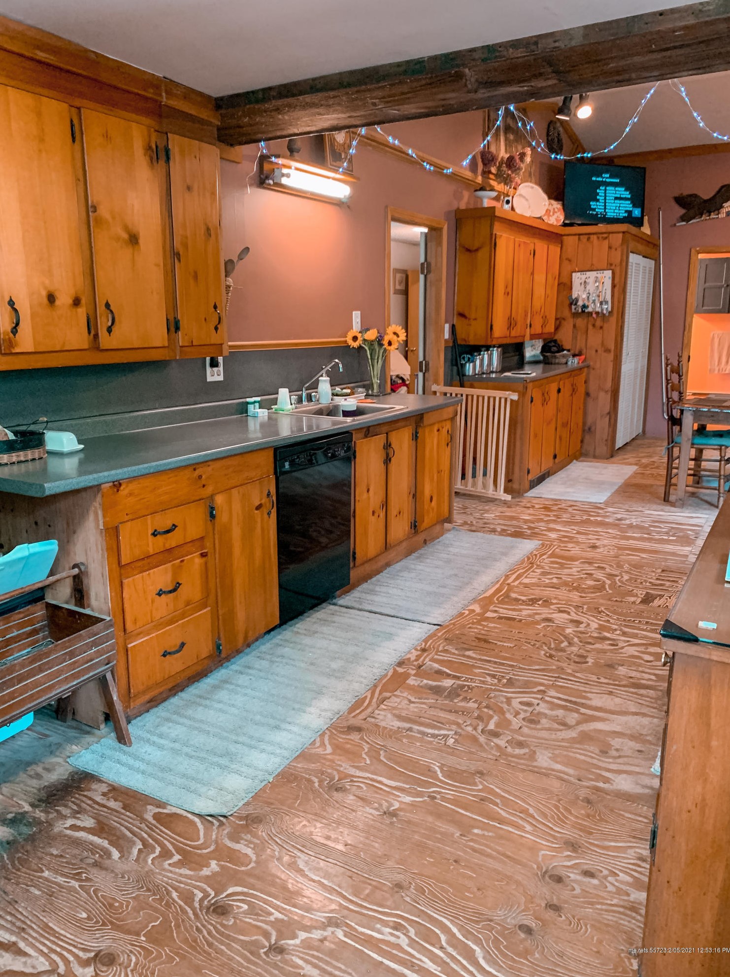 111 Outlet Rd, New Gloucester, ME 04260-3022