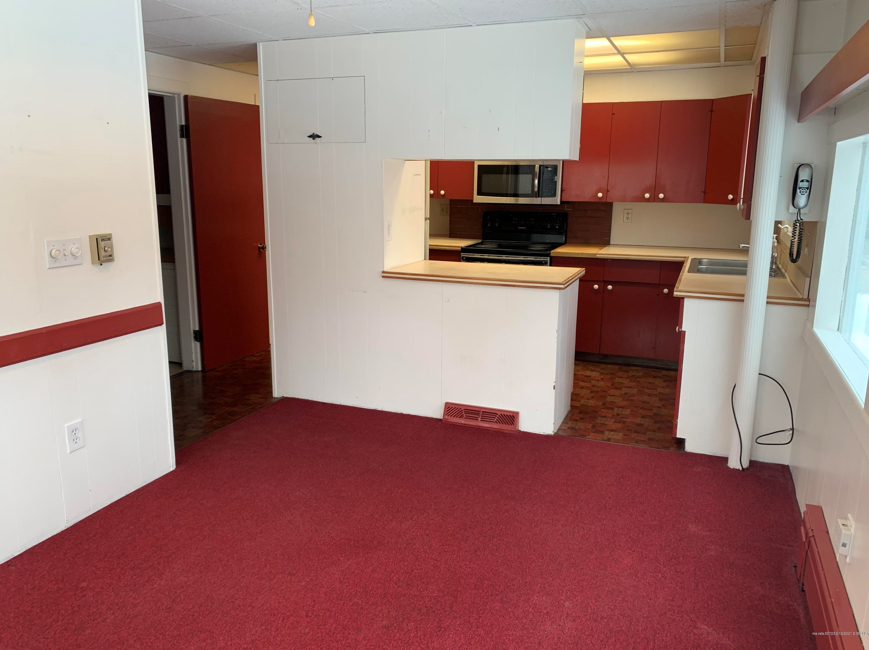 22 Waltham St, Westbrook ME  04092-4721 exterior