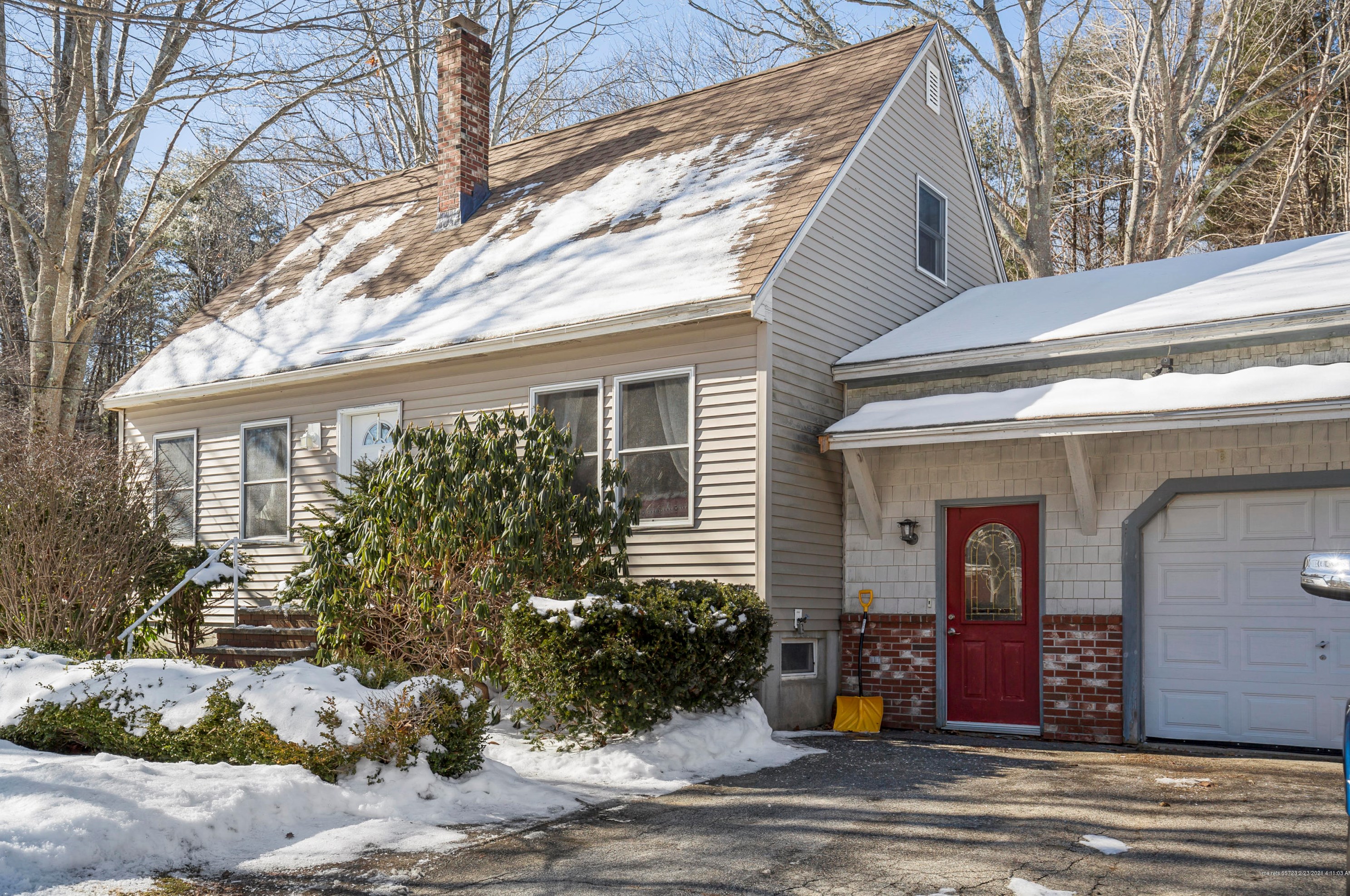 9 Windy Point Ln, Saco, ME 04072 exterior