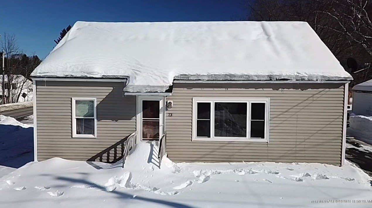 73 Dupont Dr, Presque Isle, ME 04769