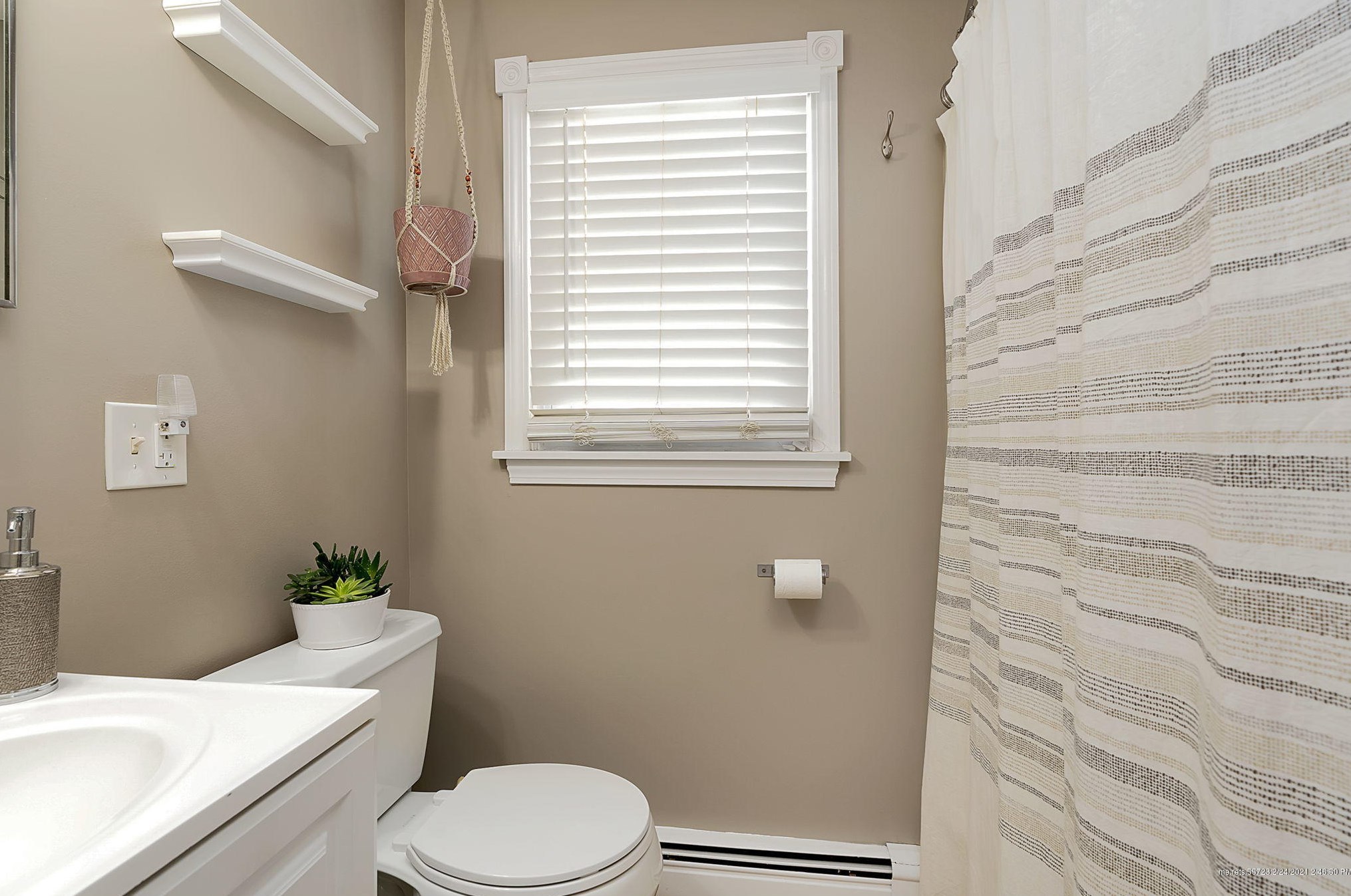 117 Belfort St, Portland ME 04103-1220 exterior