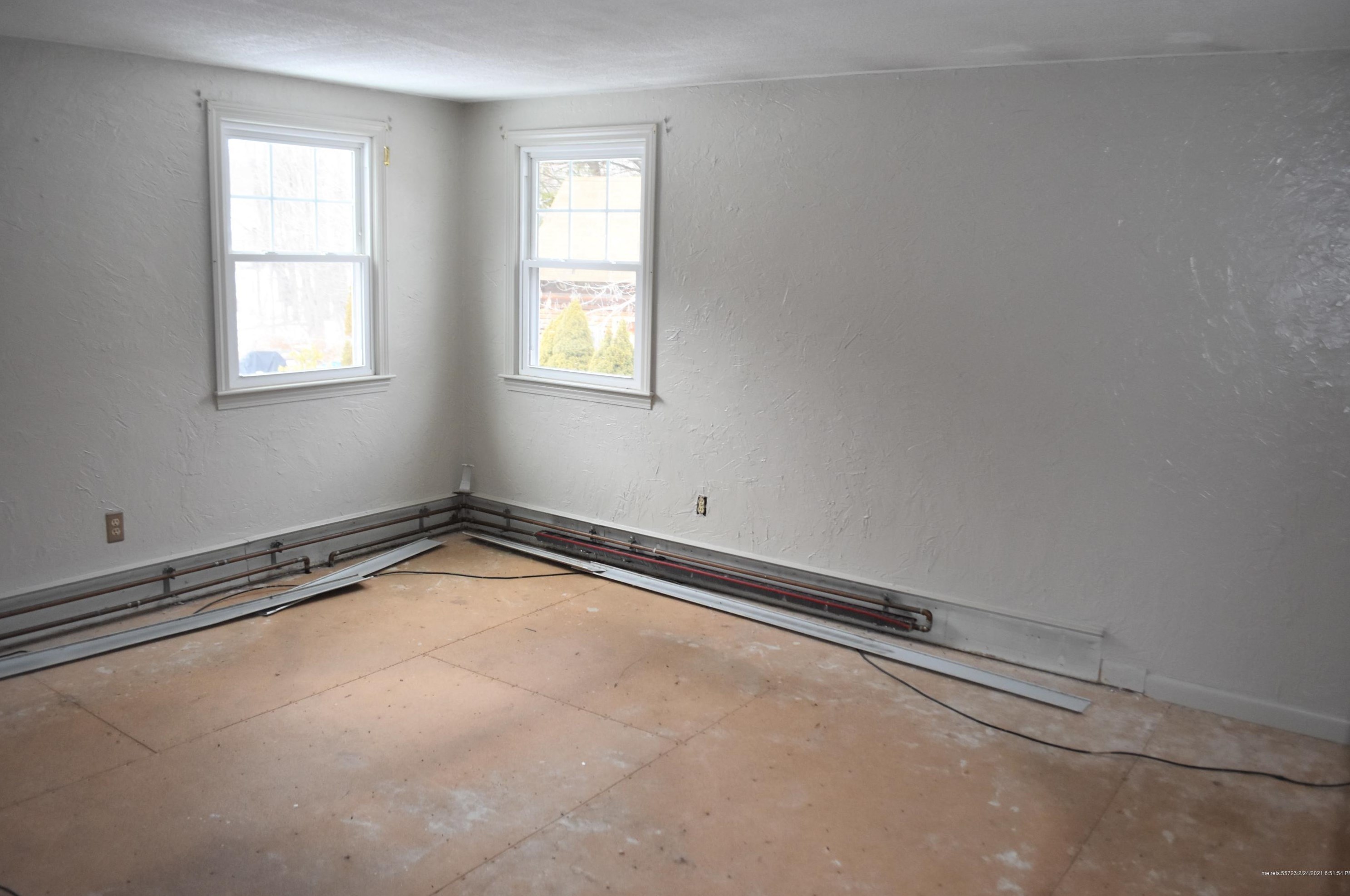 25 Smith, Portland ME 04106-2238 exterior