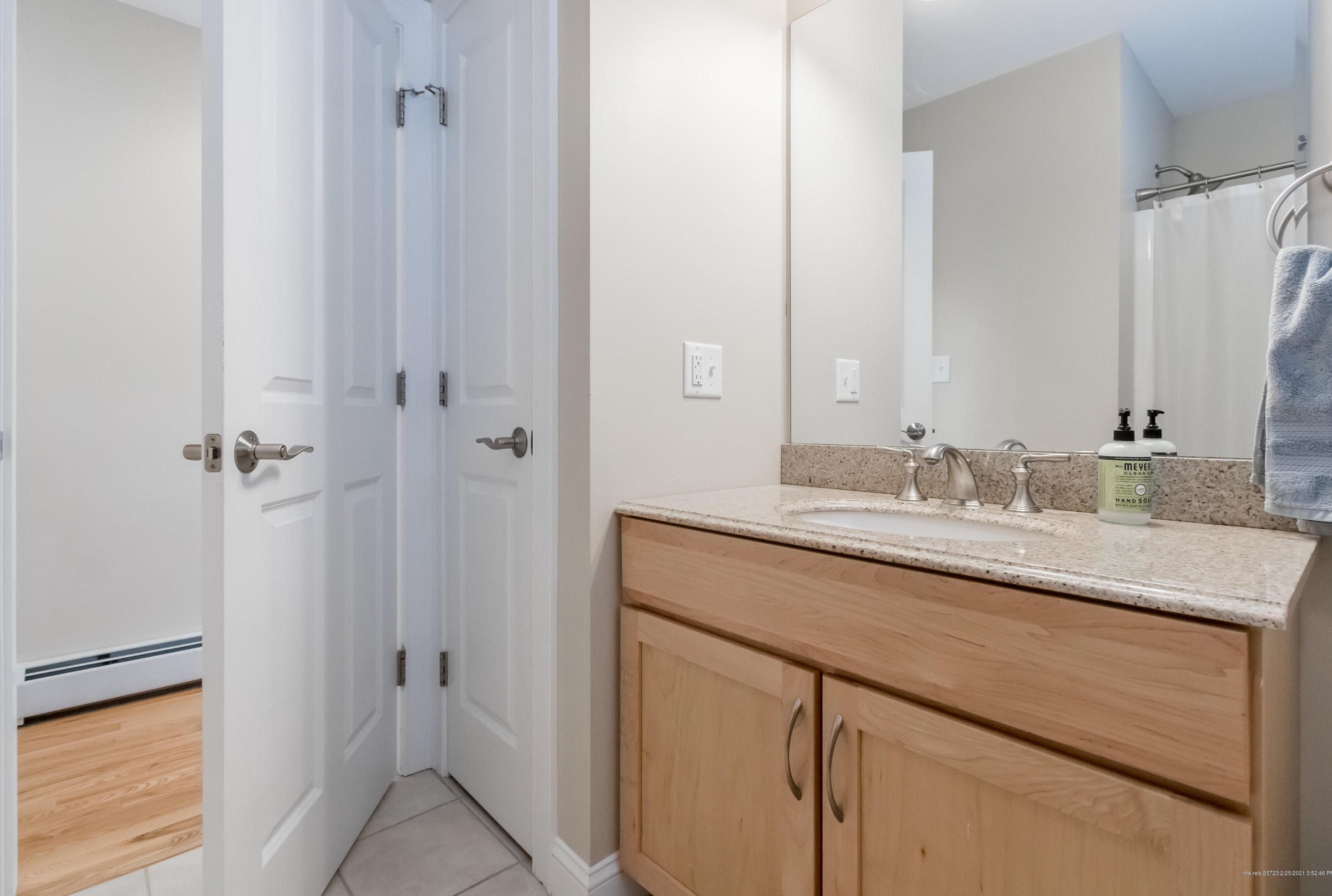 552 Main St, Portland ME 04106-5403 exterior