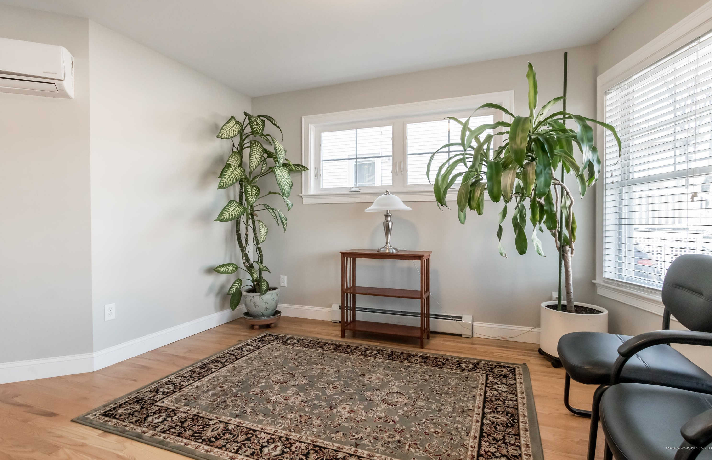 552 Main St, Portland ME 04106-5403 exterior