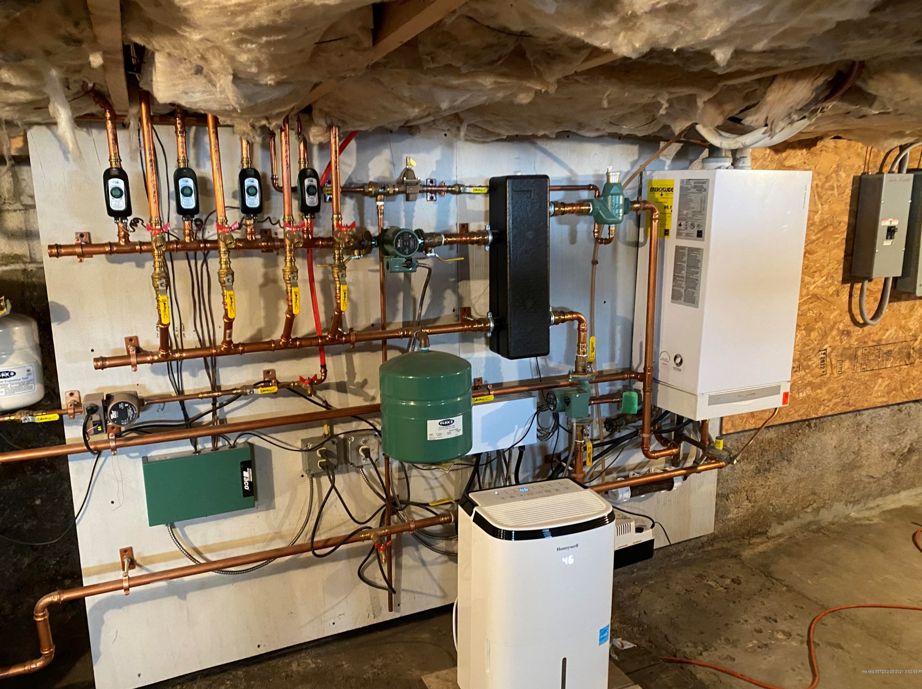 552 Main St, Portland ME 04106-5403 exterior