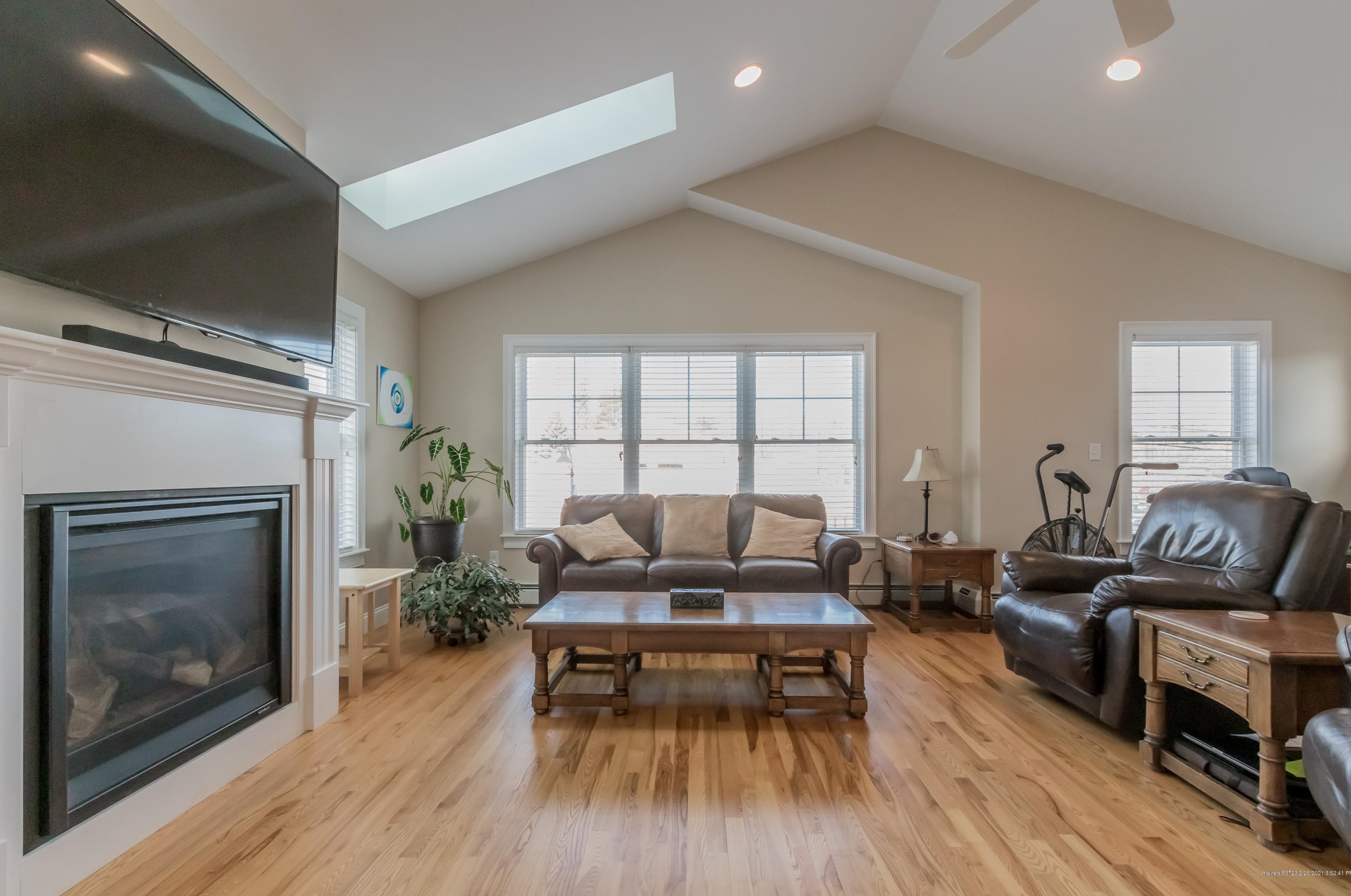 552 Main St, Portland ME 04106-5403 exterior