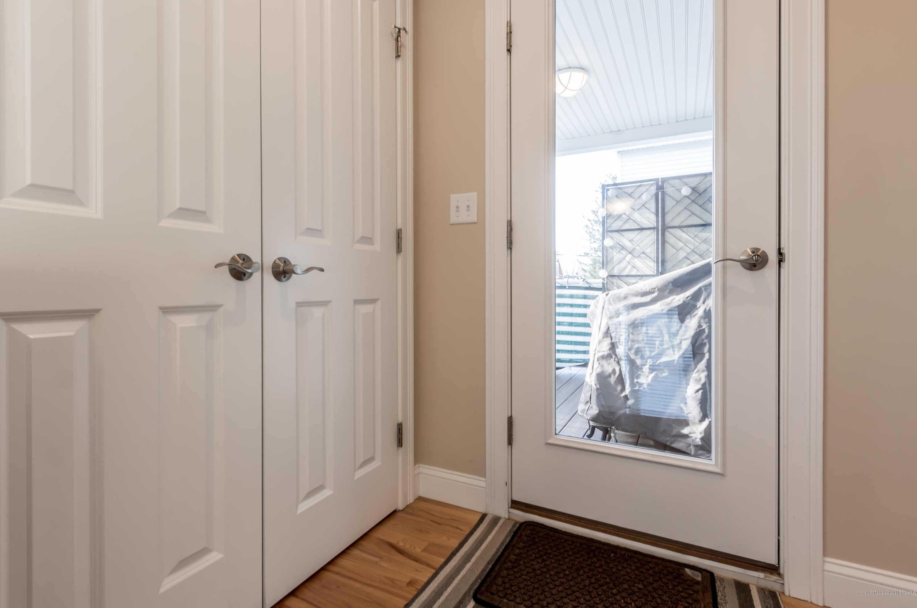 552 Main St, Portland ME 04106-5403 exterior