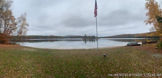 42 Plummer Dr, Frye Island, ME 04071