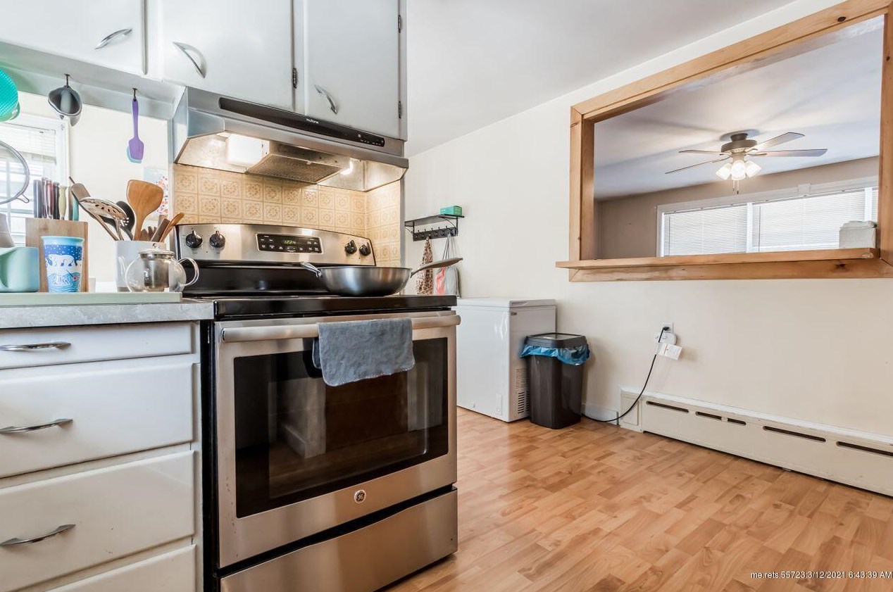 526 Roosevelt Trl, Windham ME 04062-4816 exterior