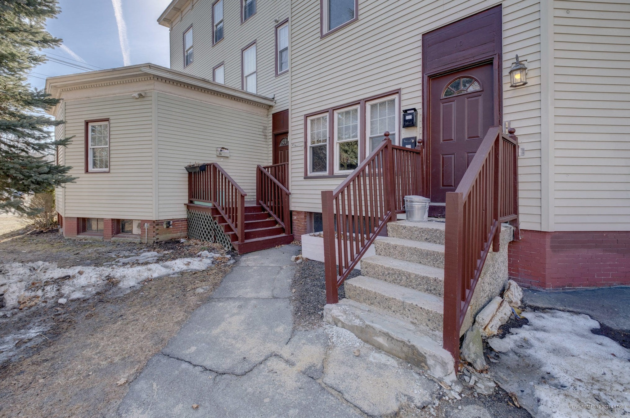 245 Brighton Ave, Portland ME  04102-2337 exterior