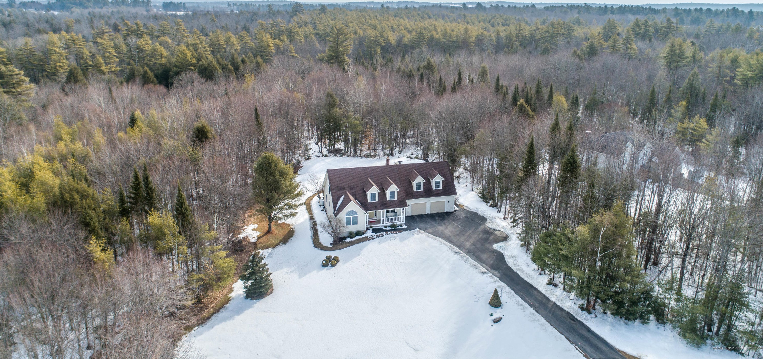 89 Alexander Dr, Gorham, ME 04038 exterior