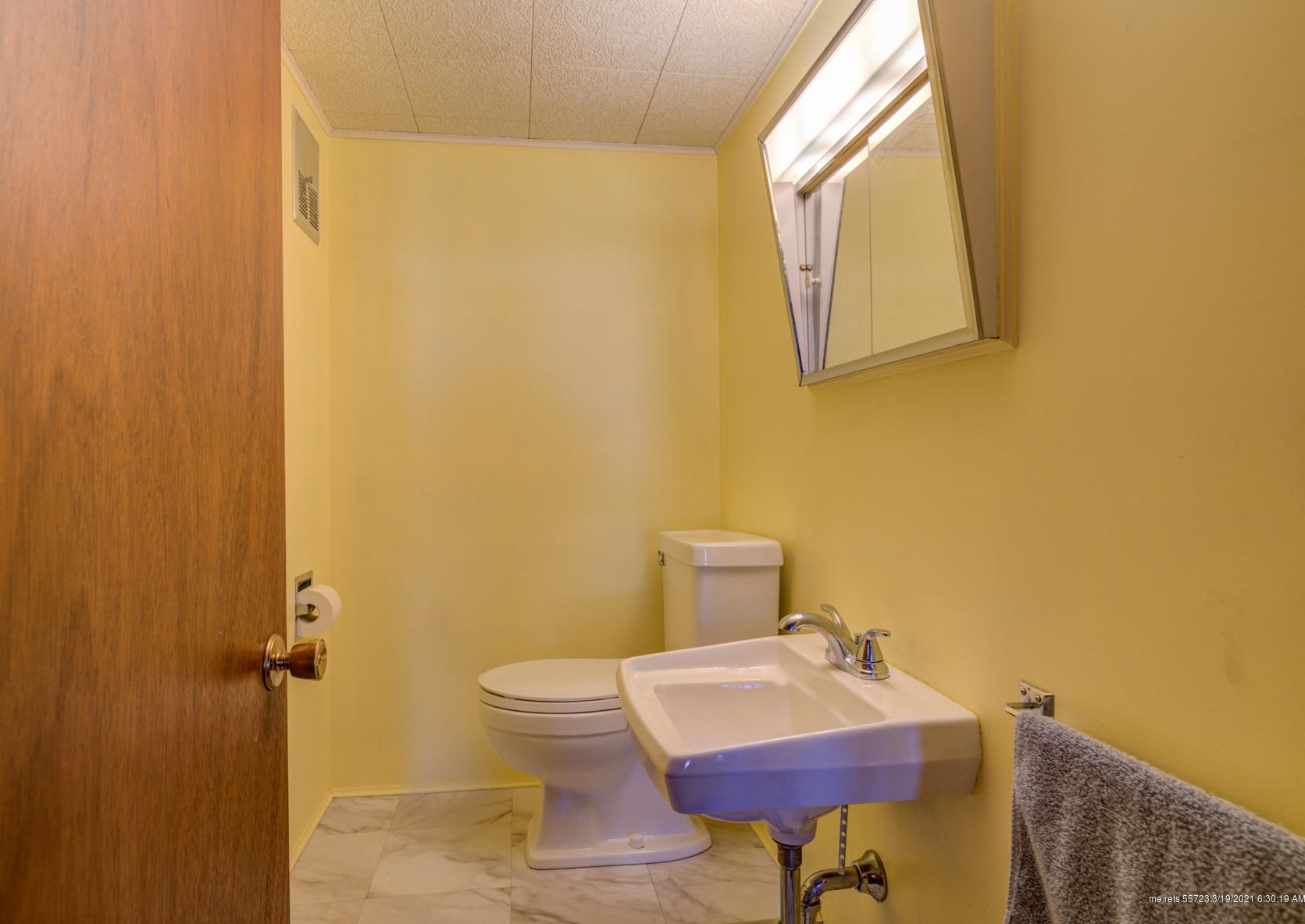 92 Woodvale St, Portland ME 04102-1324 exterior