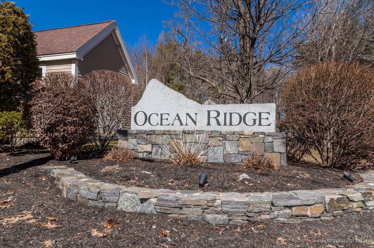 50 Ridge Rd, Portland ME  04103-4715 exterior
