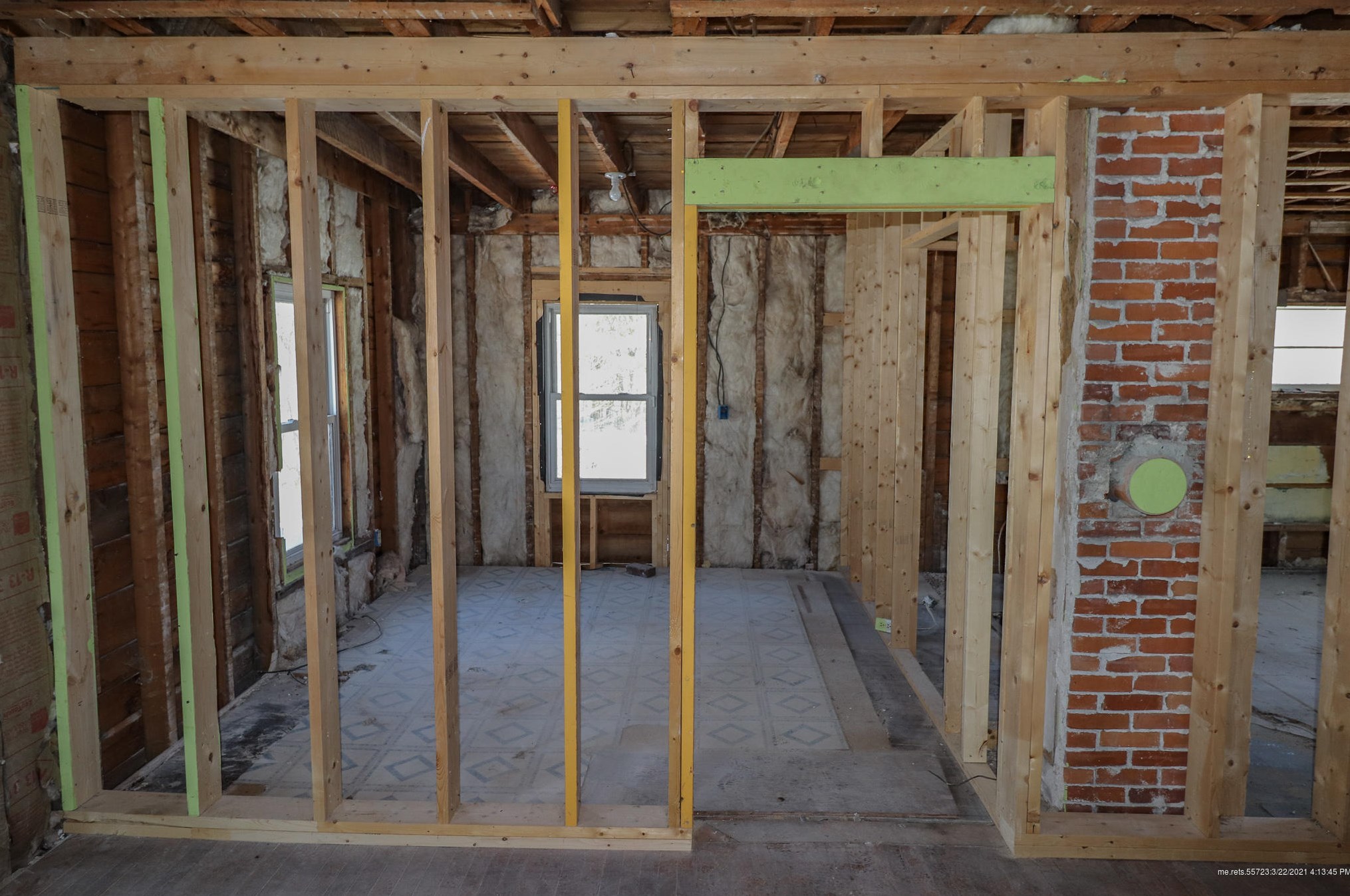 20 Dolloff St, Peru ME  04290-3011 exterior