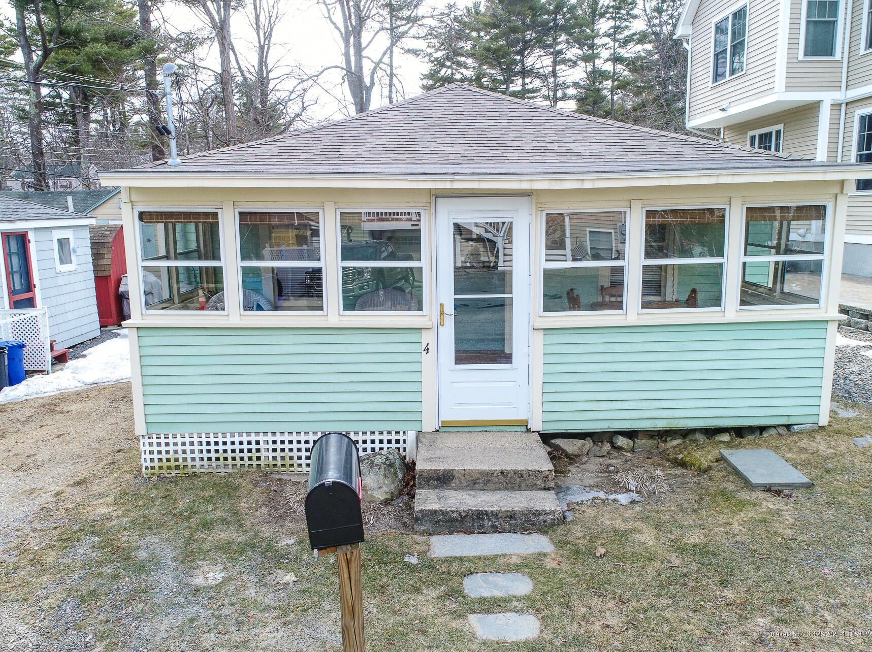 4 Norton Ave Ext, York, ME 03909