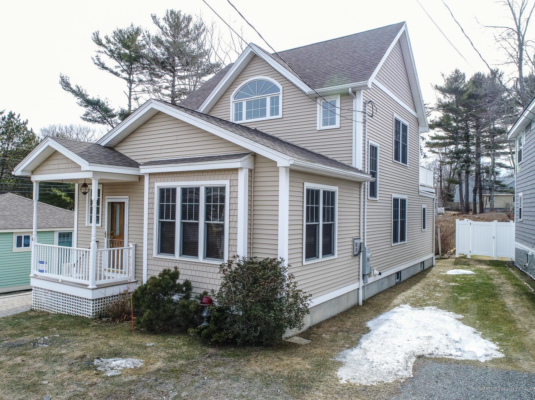 6 Norton Ave Ext, York, ME 03909