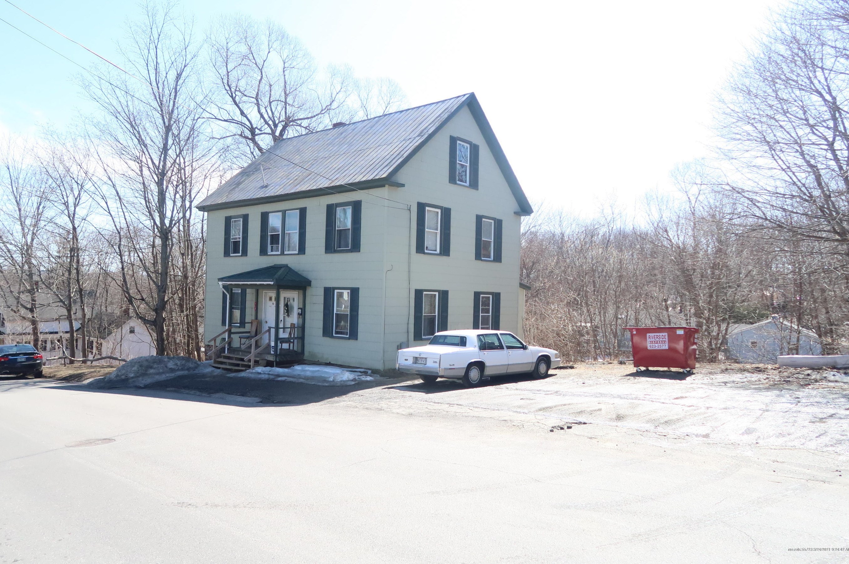 60 Spring St, Pittston, ME 04345