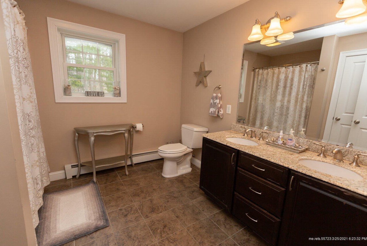 39 Liberty Way, Portland ME  04103-3954 exterior